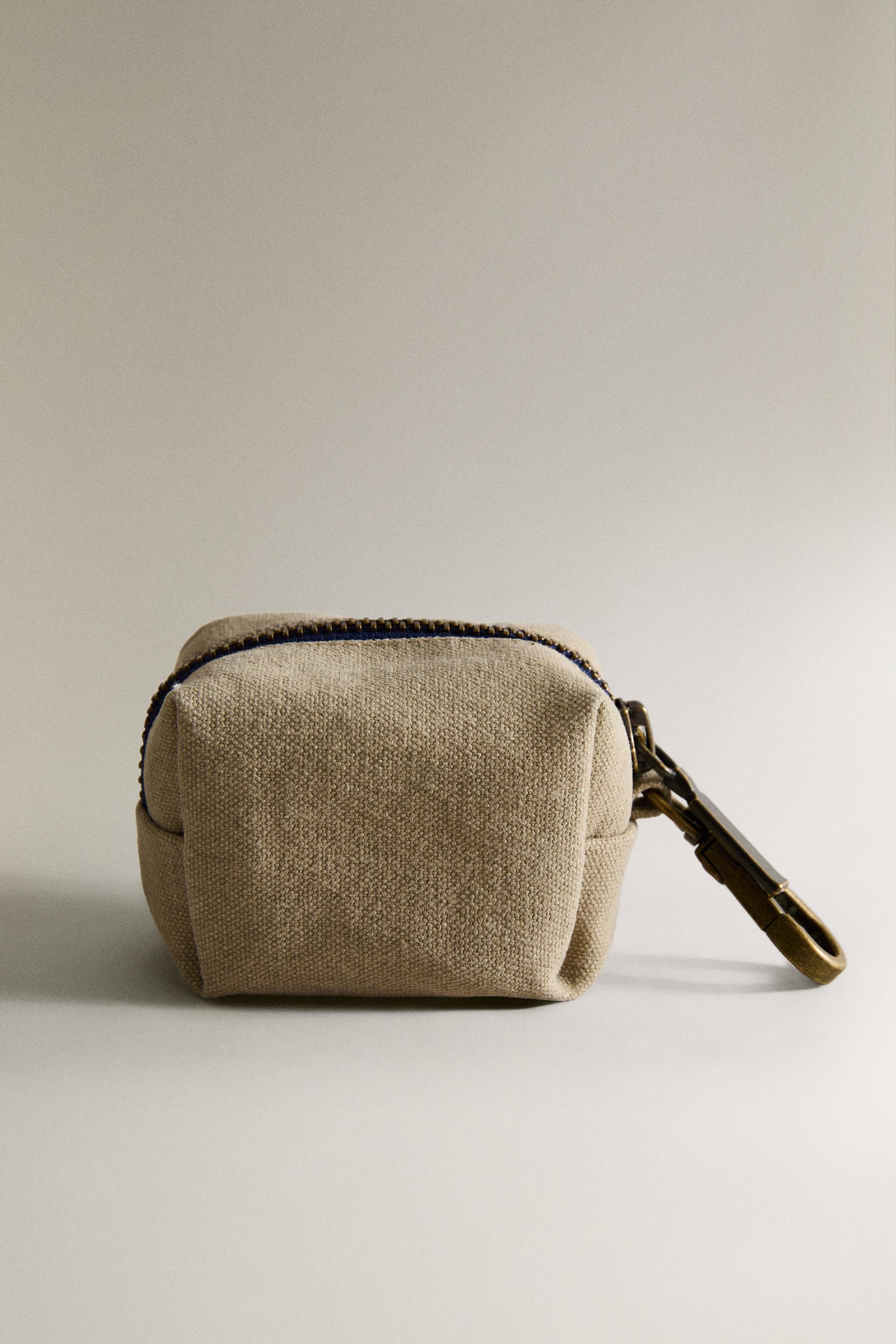 DISTRIBUTEUR SACS ANIMAUX